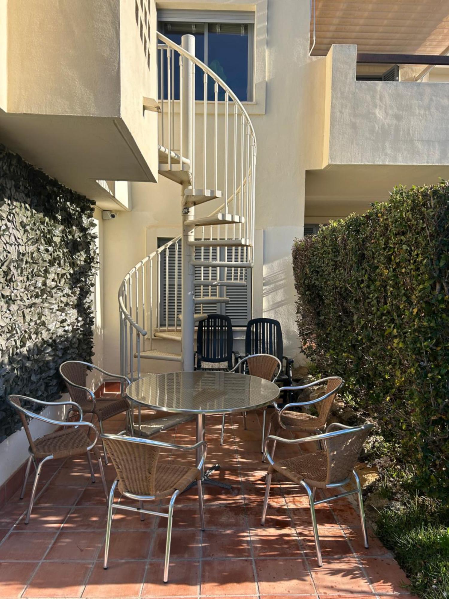 Apartment Golden Dreams Of *