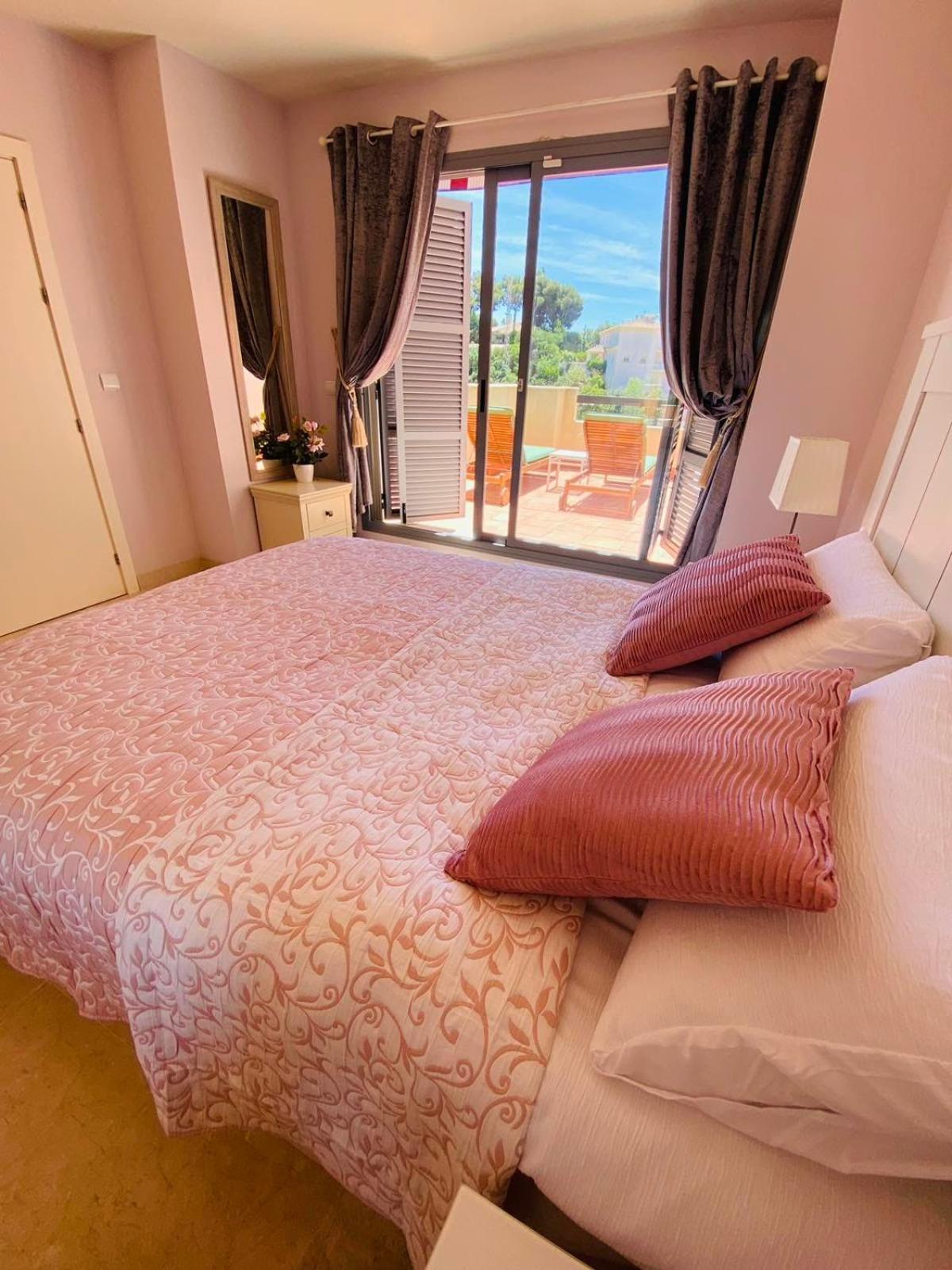 Apartment Golden Dreams Of